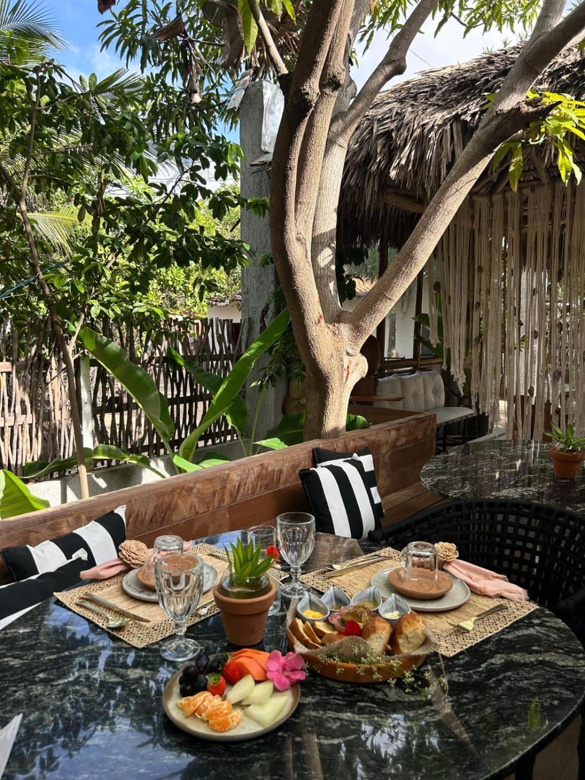 Villa Pantai Boutique Hotel Atins Bagian luar foto
