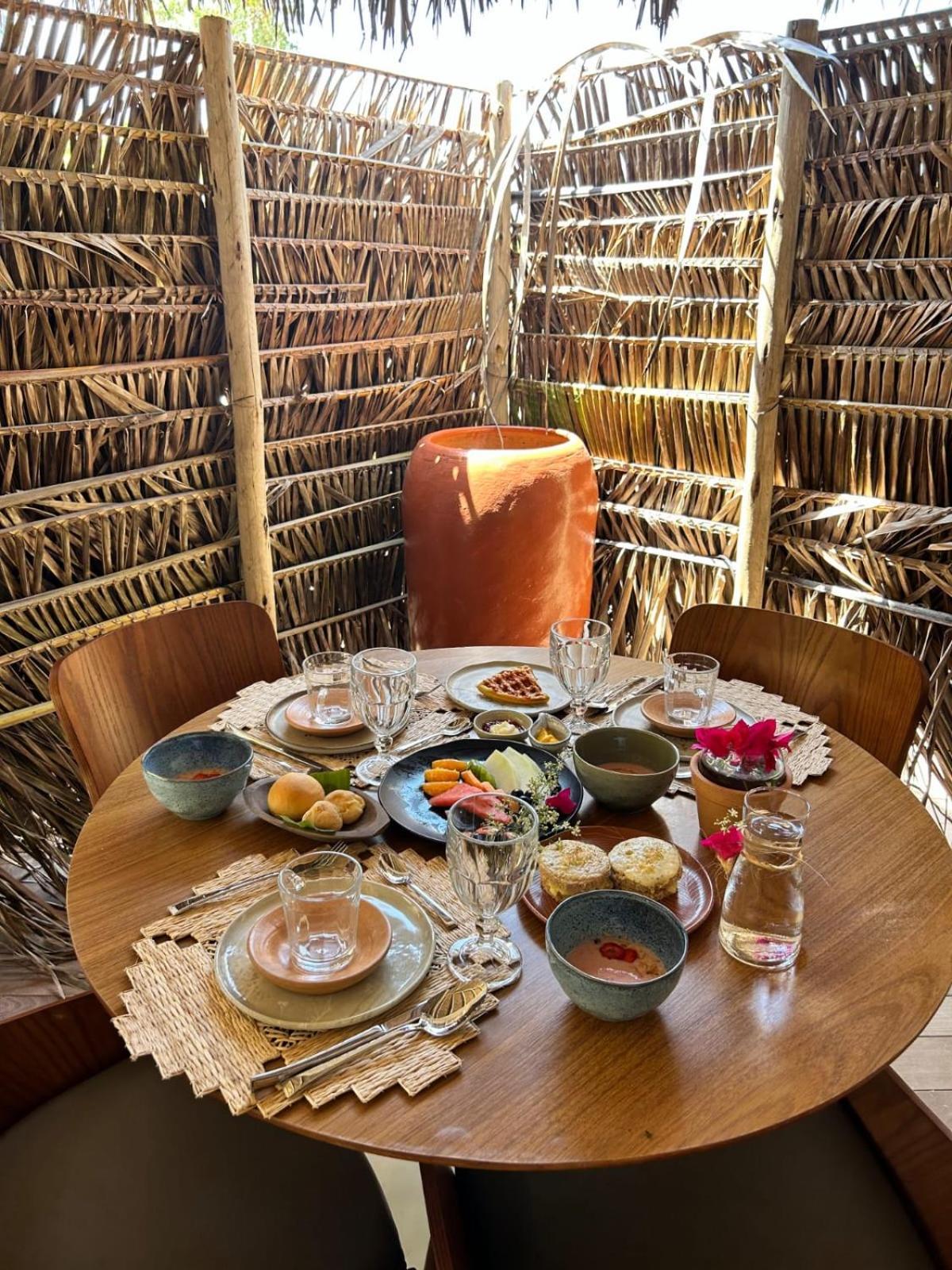 Villa Pantai Boutique Hotel Atins Bagian luar foto